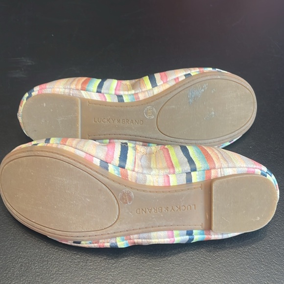 Lucky Brand striped women’s size 8.5 ballet flat, worn twice - Picture 2 of 6